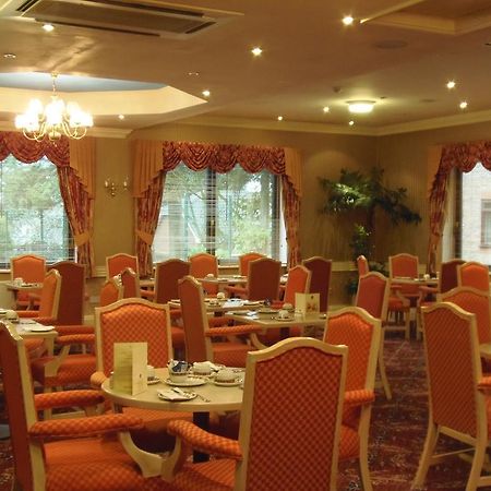 Lakeside Continental Hotel Кэмберлей Экстерьер фото
